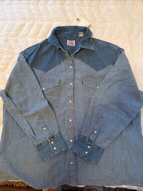 Levi's Men's Two-Tone Denim Western Shirt - Blue